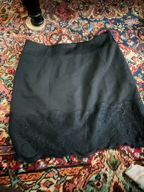 Laundry By Shelli Segal Black Mini Skirt with Lace Hem